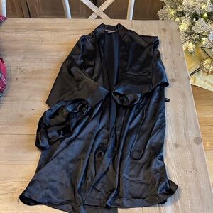 Victoria's Secret Black Satin Midi Robe - Medium/Large - Like New
